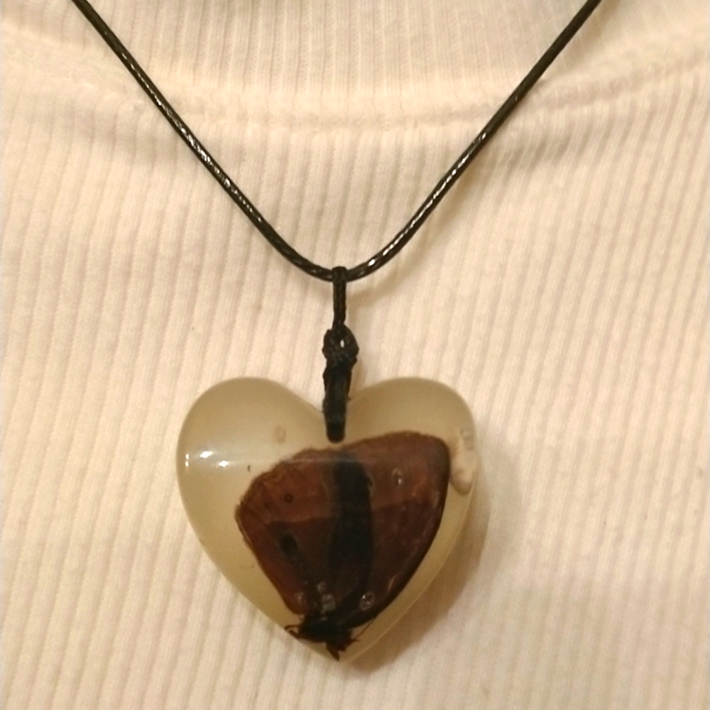 Cool real butterfly in heart shaped lucite 🦋❣️